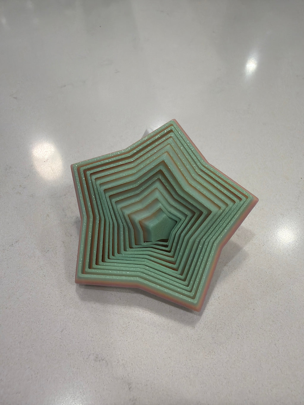 Mini Glow in The Dark Collapsible Star Fidget